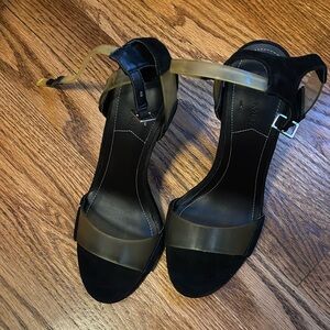 Kendall + Kylie black & clear heels size 8